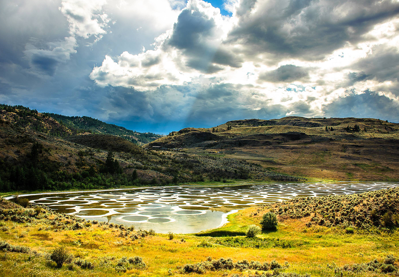 Spotted-Lake-Osoyoos-Okanagan-Valley-Canada-3