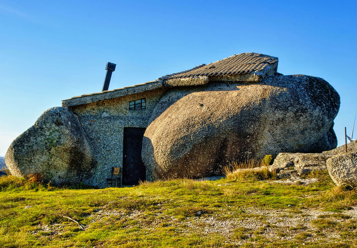 Casa-do-Penedo-Portogallo-2