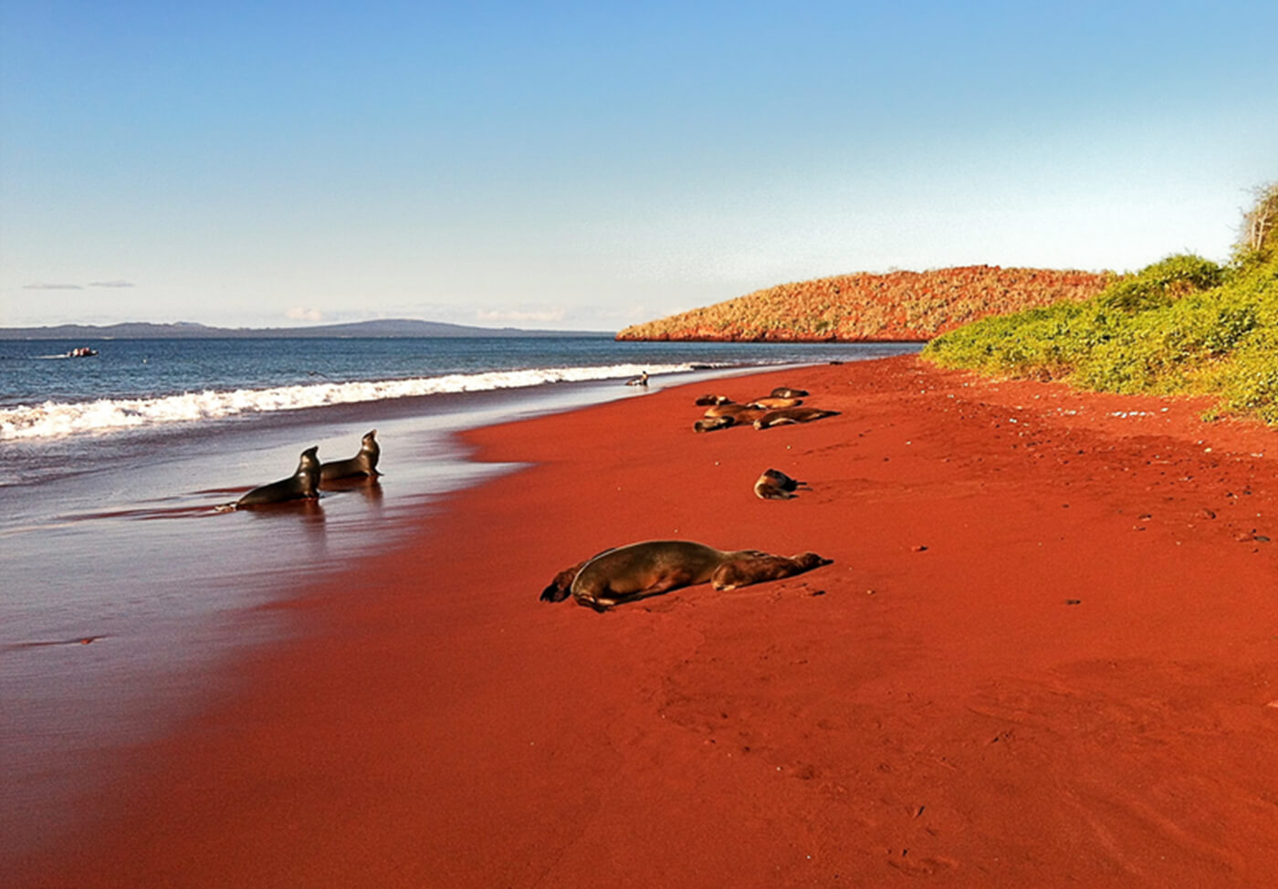 MyBestPlace - Red Sand Beach, the Wonderful Beach