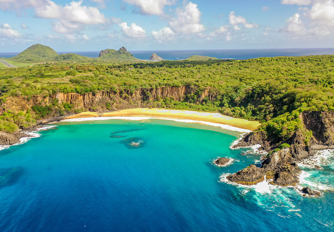 MyBestPlace - Baia do Sancho, the most beautiful beach in Brazil